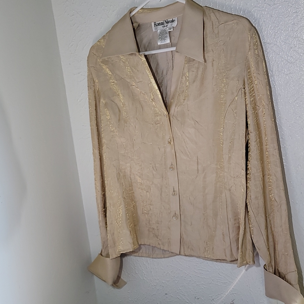 NWT Blouse Long sleeve